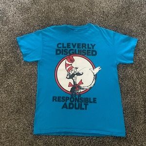 Graphic cat in the hat Dr. Seuss size medium